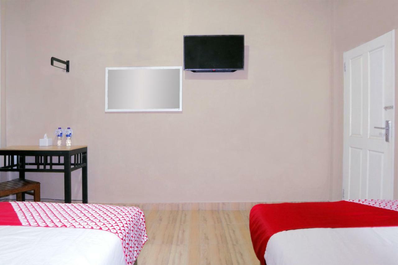 بوغيتّينغي Oyo 1386 Hotel Grand Gabelo المظهر الخارجي الصورة