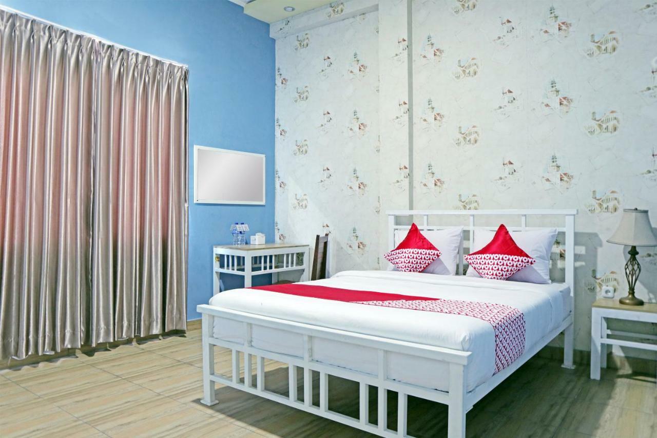 بوغيتّينغي Oyo 1386 Hotel Grand Gabelo المظهر الخارجي الصورة
